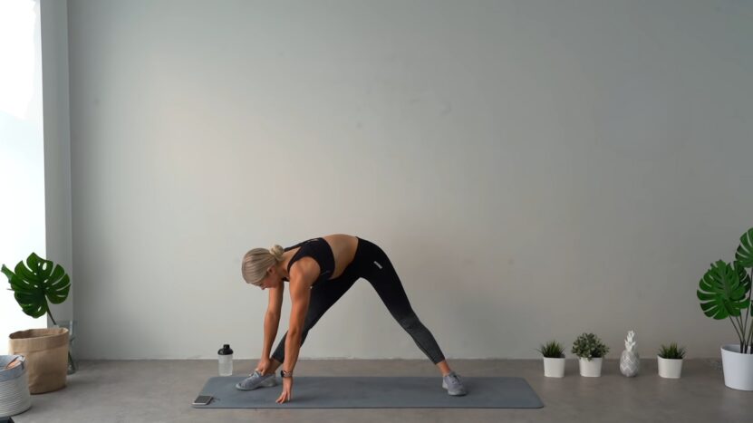 Stretch Apparatus in Yoga